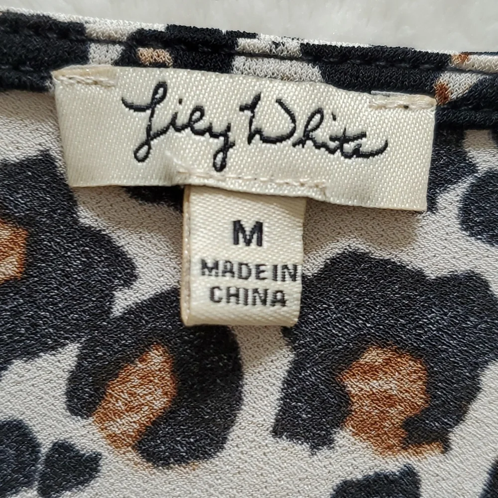 Blousy leopard print top - Picture 4 of 8